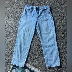 Abercrombie & Fitch Ultra High Rise Ankle Straight